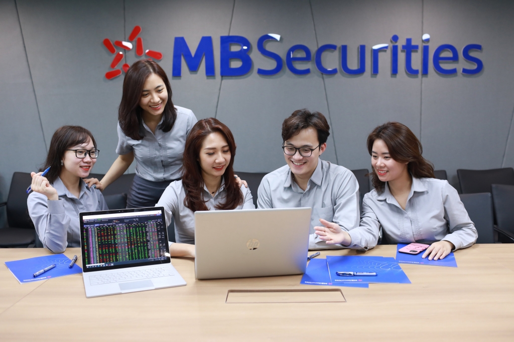 Sàn Chứng Khoán MBS 2 Ưu điểm của sàn chứng khoán MBS