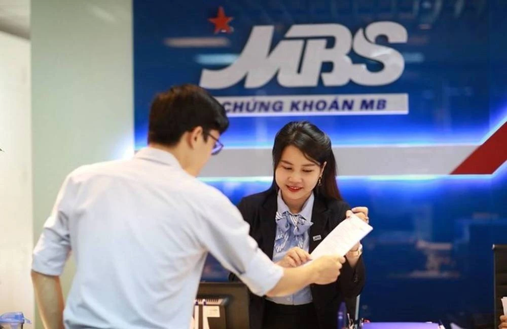 Mở Tài Khoản Chứng Khoán MBS: Hướng Dẫn Chi Tiết và Thông Tin Cần Biết Mới Nhất 2024 20 Việc mở tài khoản chứng khoán tại MBS mang lại nhiều lợi ích cho nhà đầu tư.