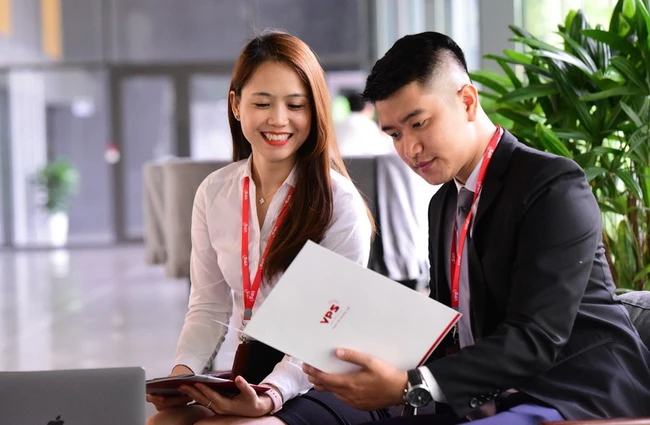 Trang Chủ 12 Công ty chứng khoán VPS