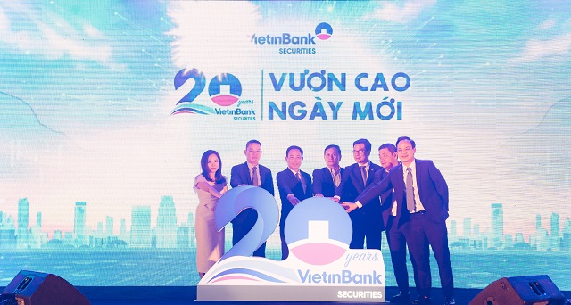 VietinBank cung cấp dịch vụ mở tài khoản chứng khoán với tiêu chuẩn an toàn và tiện lợi. 