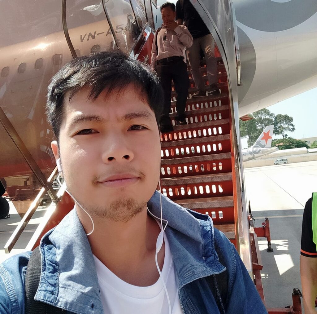 Về Chúng Tôi 2 Tác giả trang: Dương Anh Thiện